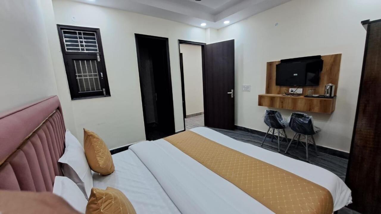 Hotel O City Deluxe Delhi  Bagian luar foto